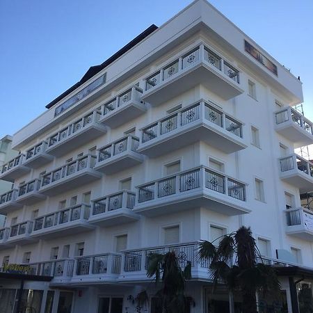 Hotel Residence Veliero ริชโชเน ภายนอก รูปภาพ
