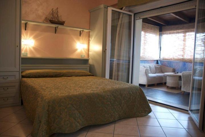 Hotel Residence Veliero ริชโชเน ภายนอก รูปภาพ