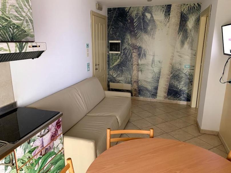 Hotel Residence Veliero ริชโชเน ภายนอก รูปภาพ